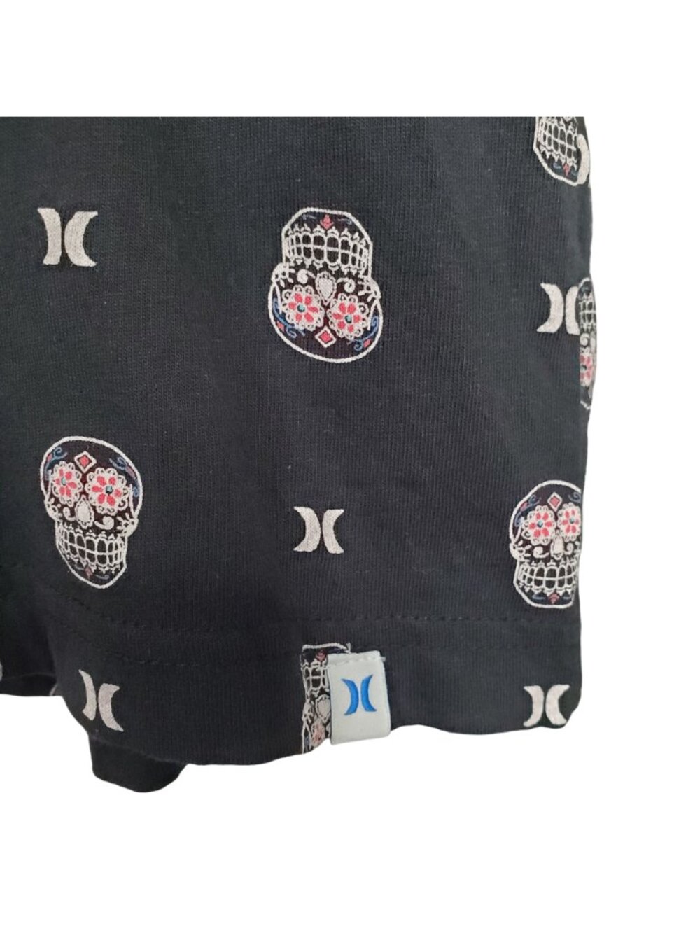 Hurley XXL Mens Shirt Graphic Tee Black Sugar Skull Allover Print Short Sleeve - Picture 6 of 8